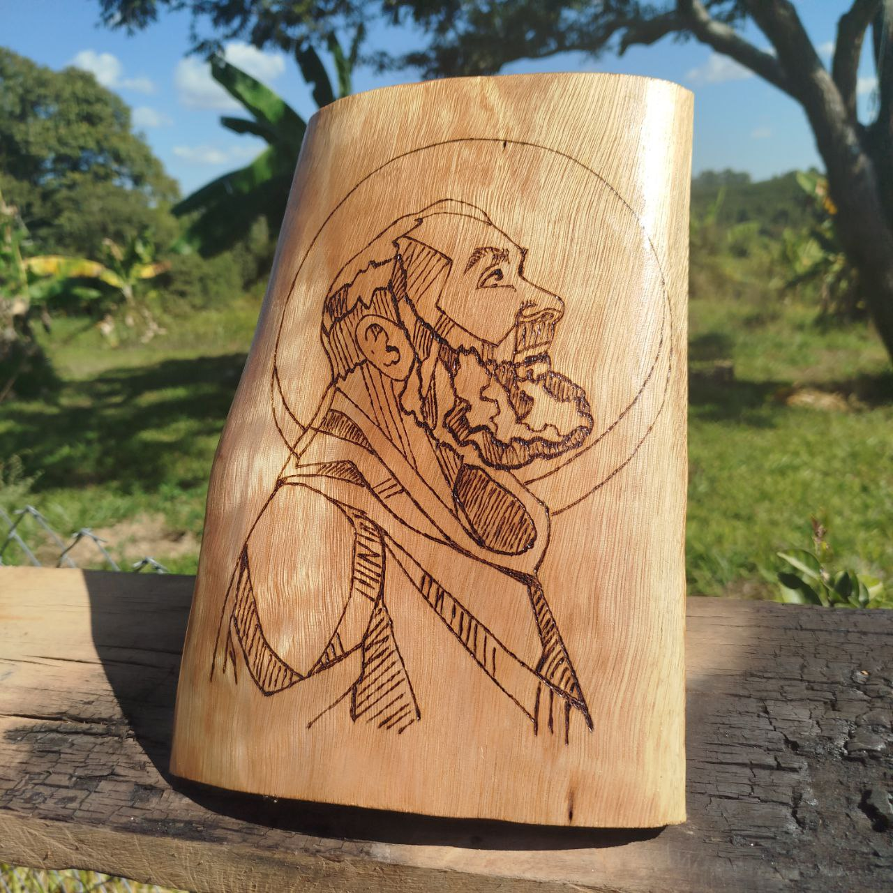 Retrato de mesa Padre Pio - Pirografado / Personalizado