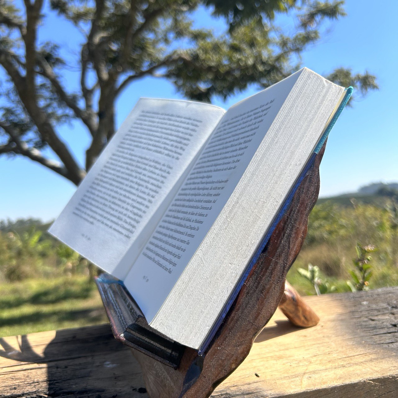 Suporte para Leitura Rústico - Image 5