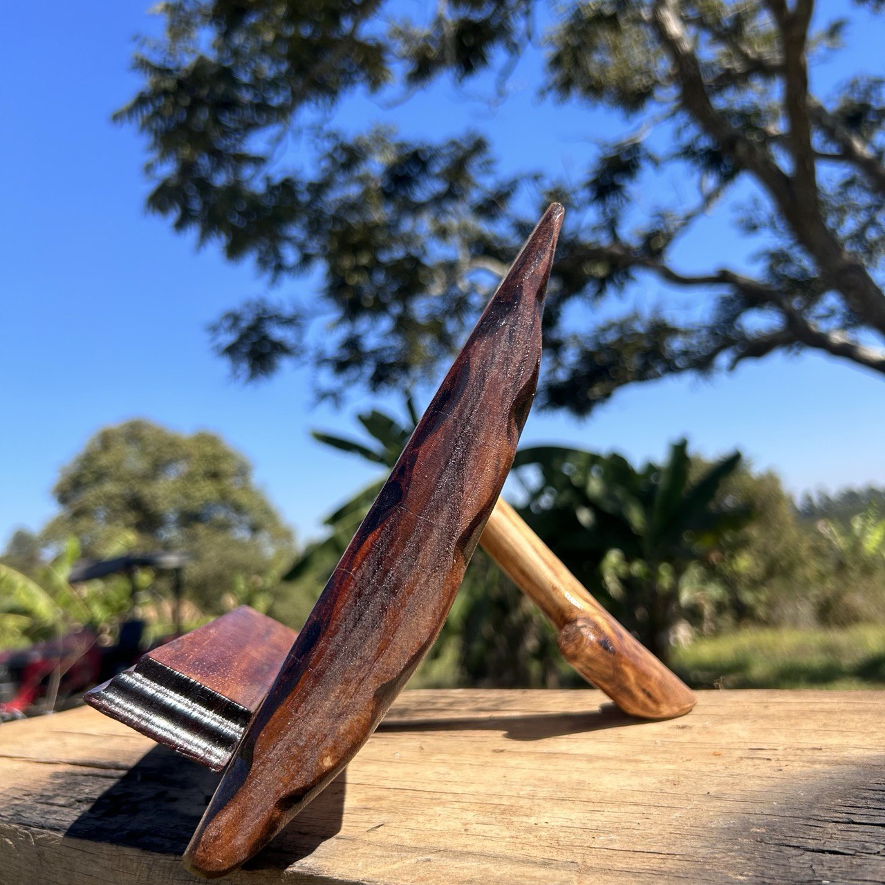 Suporte para Leitura Rústico - Image 3